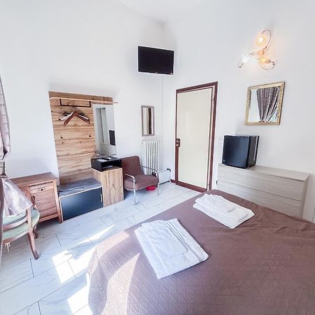 Villa Giove Rooms Prato  Eksteriør bilde